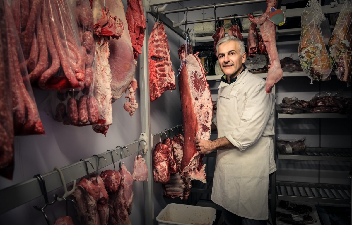 ¿Cómo conservar la carne en una carnicería?